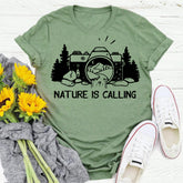 Nature is calling hikingT-shirt Tee