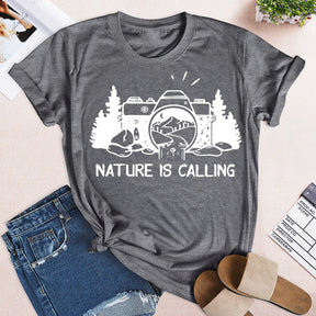 Nature is calling hikingT-shirt Tee